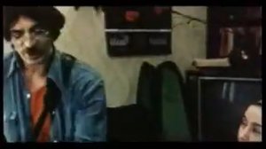 Всё пройдёт. Любовь не проходит, нет.