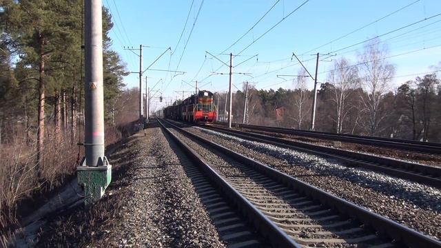 РЖД. Тепловоз ЧМЭ3-3770 с поездом на перегоне Раменское-Быково. смотреть онлайн