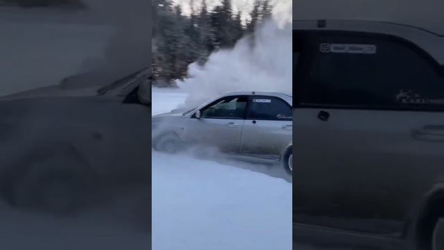 Субару по снегу просто монстр