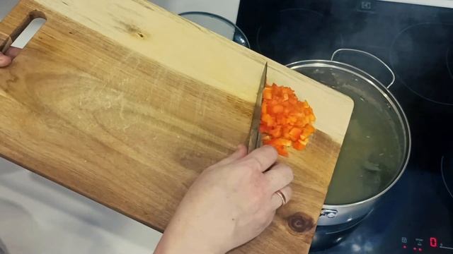 Куриный суп с клецками рецепт. Супчик с чесноком. Что приготовить на обед. Вкусно своими руками