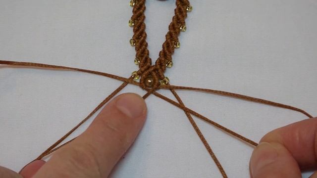 МАКРАМЕ БРАСЛЕТ с бусиной. MACRAME BRACELET with a bead