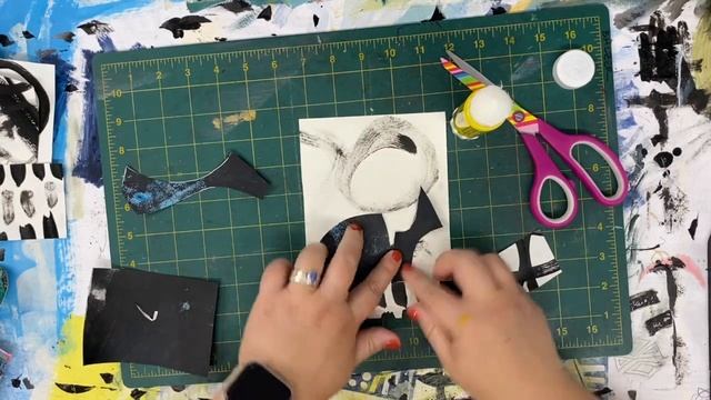 Studio Snippet 21: Black and White Painted Paper Collage смотреть онлайн