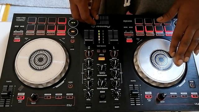 Scratch practise- WAP----pioneer ddj sb3..serato dj pro---hip hop scratch....moombahton смотреть онлайн