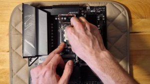 AM5 сокет - установка процессора. Уставшая оперативной памяти ddr5