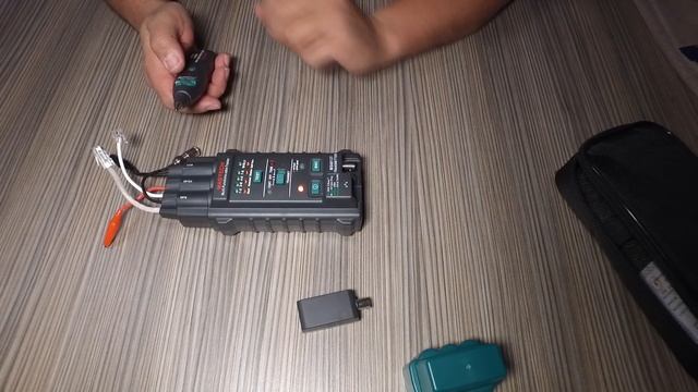 MASTECH MS6813 Unboxing and testing смотреть онлайн