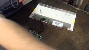 Тестер для проверки матриц ноутбука сделанный из телевизора.