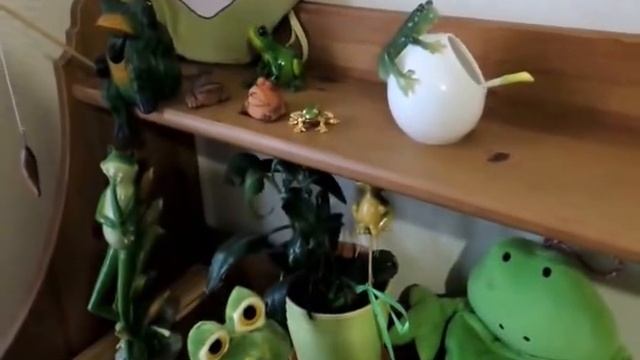 Говорящая лягушка повторюшка в стихах смотреть онлайн