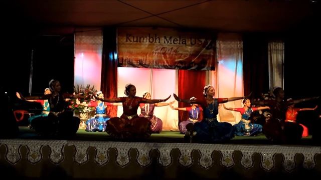 Kumbha mela USA 2014 dance смотреть онлайн