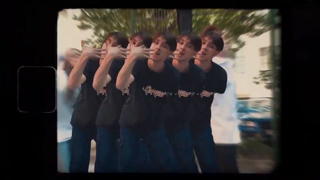 Клип- Учат в школе. Женя Лизогуб, Милана Некрасова, Давид Туров, Симка, Дэйби. смотреть онлайн