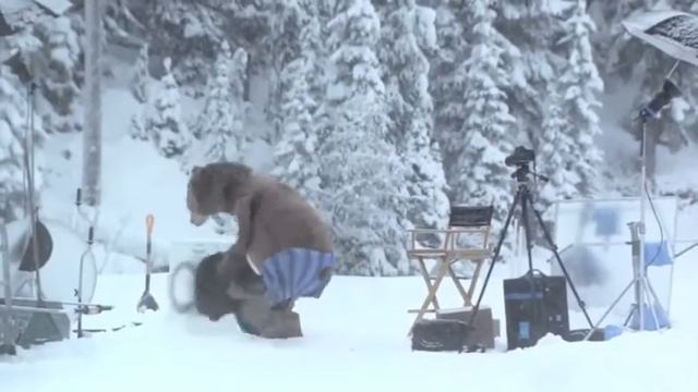 Медведь и Стиральная Машина Реклама Ecobuble) смотреть онлайн