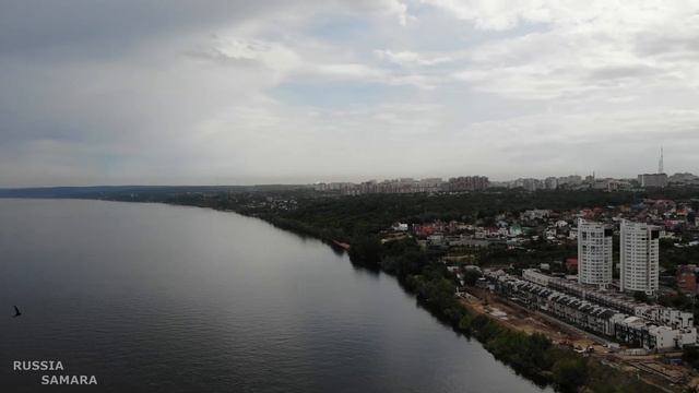 Стройка на Спуске Шмидта и территория ЗИМа / река Волга / город Самара смотреть онлайн