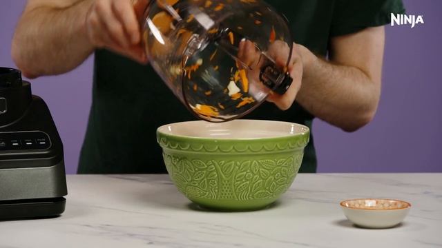 Chips di verdure con Robot da cucina Ninja con Auto iQ BN650EU смотреть онлайн