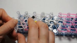 как сплести из резинок  hello kitty