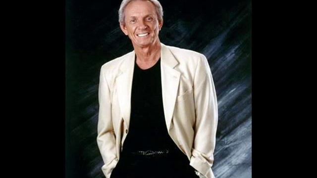 Mel Tillis - She'll Be Hanging 'Round Somewhere смотреть онлайн