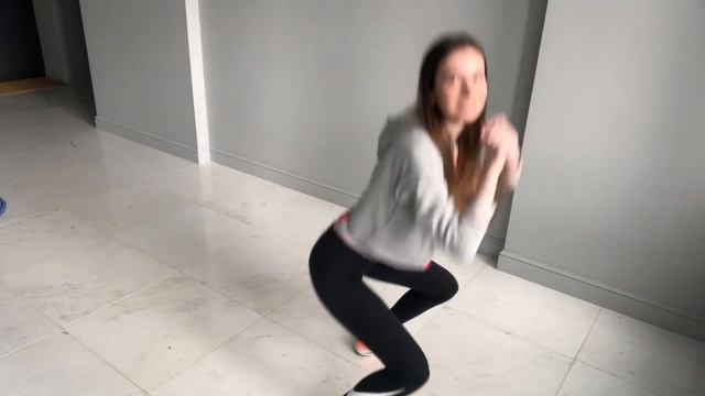 КАК ПОХУДЕТЬ В НОГАХ ЗА 5 МИНУТ В ДЕНЬ? Похудение в ногах, как БЫСТРО похудеть в ляшках/ Упражнения смотреть онлайн