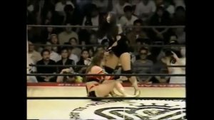 Japanese female wrestlers scratch each other's beautiful faces！Manami Toyota vs Mima Shimoda. Part