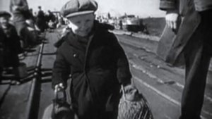 СМОТРИМ ШОУ "МАЛАХОВ"! ОЖИВШАЯ ХРОНИКА БЛОКАДНОГО ЛЕНИНГРАДА - СЕГОДНЯ В 16:30 // АНОНС