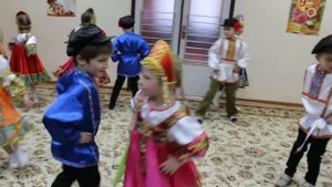 15 Веселая кадриль (подготовительная гр)