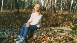 «Закружилась листва золотая», С. Есенин. Читает Карасëва София, 7 лет, Липецк