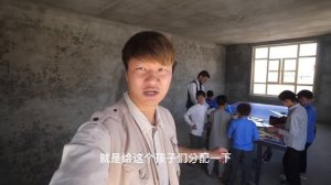 【合集】锋哥给学校购买太阳能设备，孩子们用电上课更有保障，仔细一看物资全是中国制造！【藏锋Kevin】