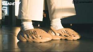 YEEZY FOAM RUNNER OCHRE ON FOOT Review and HOW TO STYLE: JUST IN TIME FOR FALL!