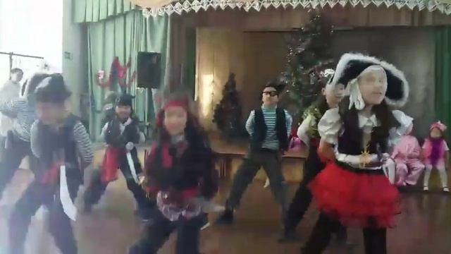 Пиратские танец пиратов 555 смотреть онлайн