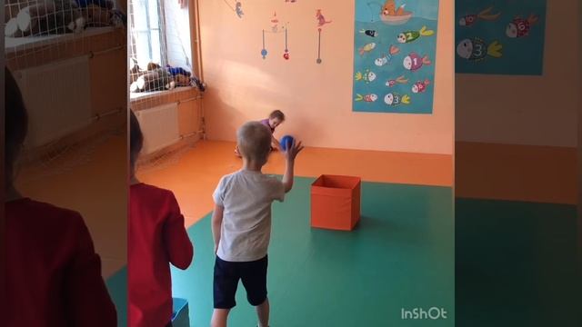 Подвижные игры дома.