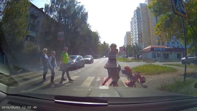 Видеорегистратор Sinosmart (SONY IMX323/Novatek 96658). День смотреть онлайн