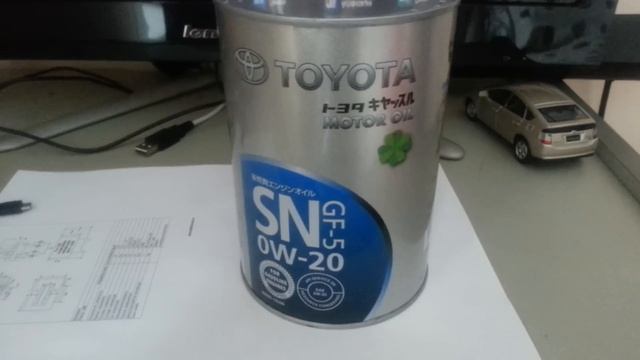 Toyota Prius - масло Toyota SN 0W-20 смотреть онлайн