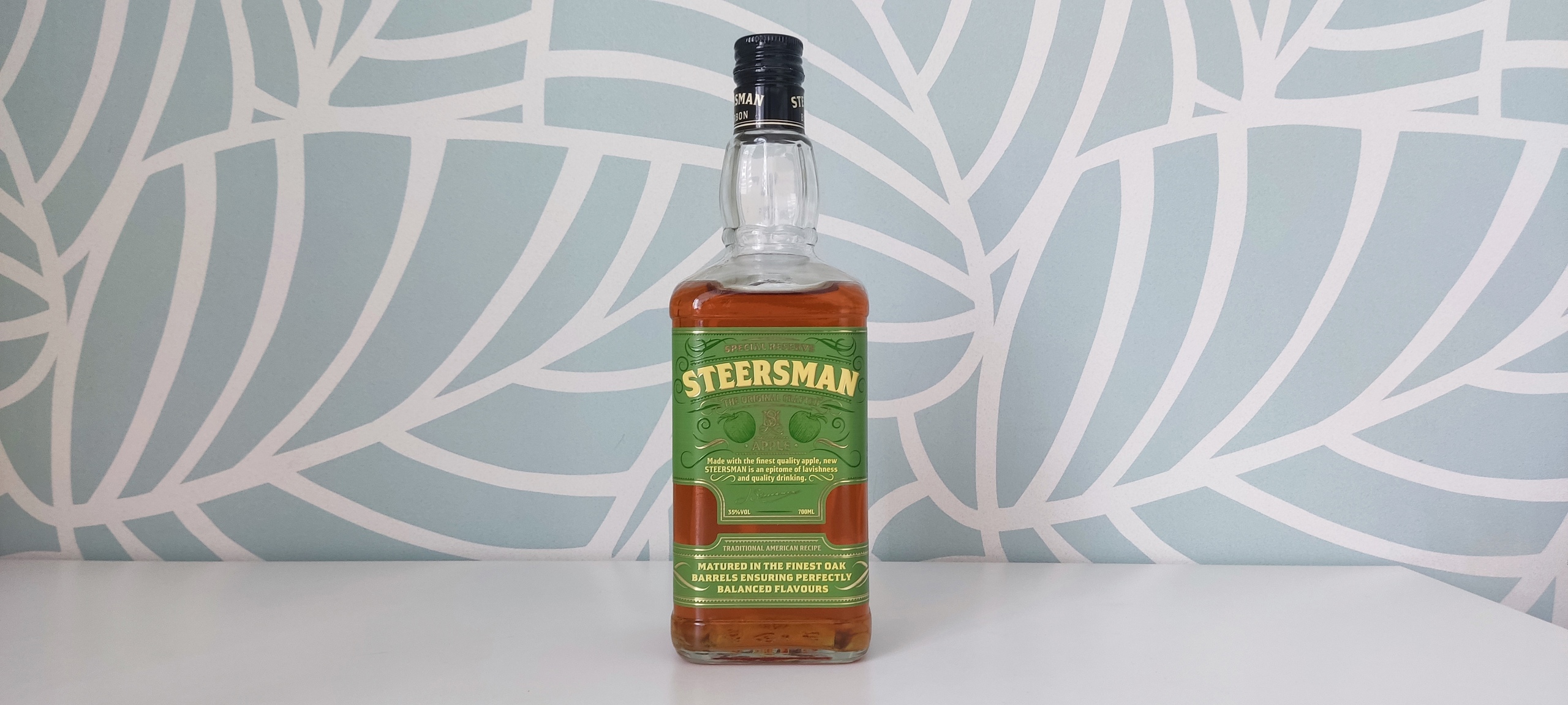 Steersman apple. Виски Steersman зерновой. Виски Бурбон стирсмен. Бурбон Steersman Apple. Steersman Бурбон 0.5.