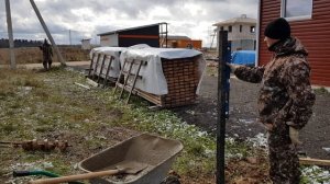 Установка столбов под забор