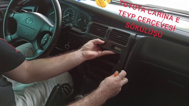 TOYOTA CARİNA E TEYP ÇERÇEVESİ SÖKÜLÜŞÜ смотреть онлайн