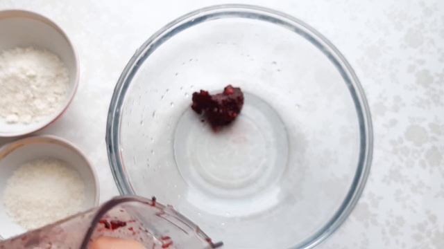 КОКОСОВЫЕ КОНФЕТЫ ИЗ СМОРОДИНЫ / COCONUT CANDIES FROM CURRANT