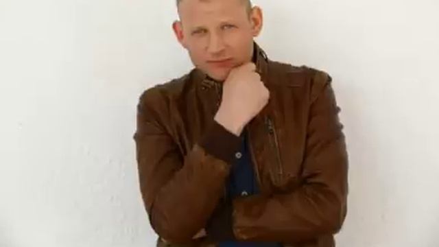 А Вы Видели Жену актера АНДРЕЯ ФРОЛОВА! И где он такую нашел?! смотреть онлайн