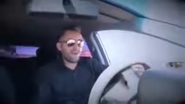 Какая песня!! Для Друзей! смотреть онлайн