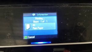 Printer error. Turn power off and then on again. For details, see ur documentation.