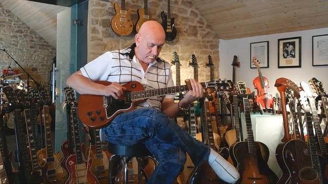 4 minutes d'histoire du Rock 'n' Roll et de la Gibson Les Paul смотреть онлайн