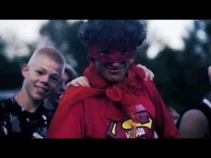 «СУПЕРКРАШ VS МИСТЕР КРИНЖМЕН» фильм провинции МОНТАНА