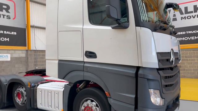 New In Stocklist For Sale: MERCEDES ACTROS 2545 STREAMSPACE Eu5 6X2 TRACTOR UNIT – 2013 – AY63 YUW смотреть онлайн