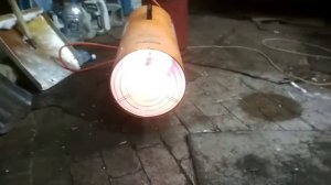 Тепловая газовая пушка , изменение давления .