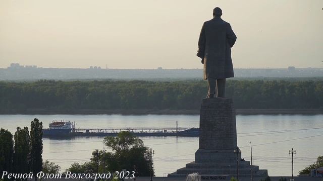 Теплоход река-море ВОЛГОНЕФТЬ-210