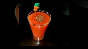 Томатный сок с табаско и базиликом