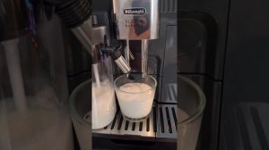 Expressor DeLonghi Eletta Explore