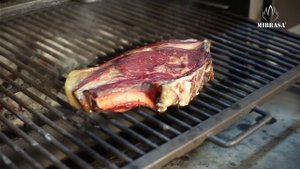 Рецепты для хоспера: Ти-бон стейк на косточке с овощами