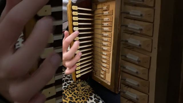 Обучение игре на Рояльной гармони. (Правая сторона) смотреть онлайн