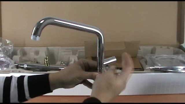 Душевая система HANSGROHE Croma Showerpipe 27135000 смотреть онлайн