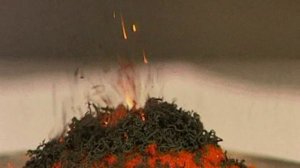 ВУЛКАН-РАЗЛОЖЕНИЕ ДИХРОМАТА АММОНИЯ.ХИМИЯ