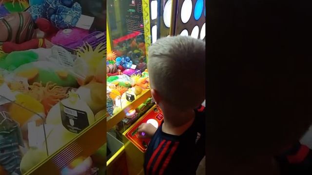 Main Event Arcade - Claw Game - 1st Try