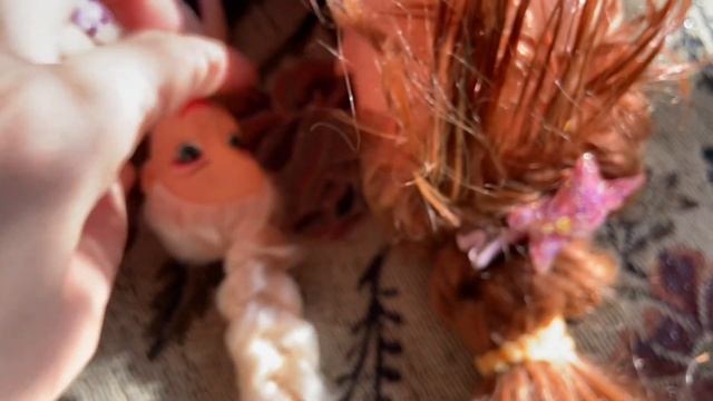 Из чего делают волосы для кукол? смотреть онлайн