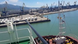 Работа моряков:Порт Новороссийск